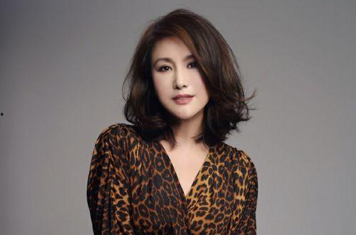 谁是明星网红,揭秘明星网红背后的故事与影响力