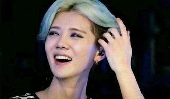 安琪儿明星网红,网红明星的璀璨之路