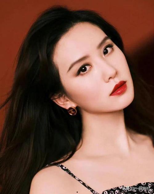 吃瓜爆料一亿顶流女星,揭秘娱乐圈背后的惊人爆料