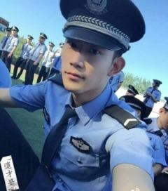 明星网红保安,跨界奇才的职场传奇