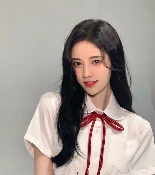 鞠婧祎爆料吃瓜最新,娱乐圈吃瓜大揭秘！”