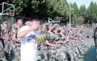 潍坊军训女生跳舞吃瓜爆料,校园风云再起