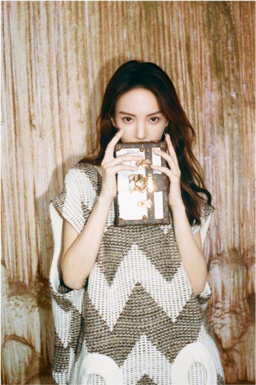 赵丽颖吃瓜大爆料,一场吃瓜大爆料的背后