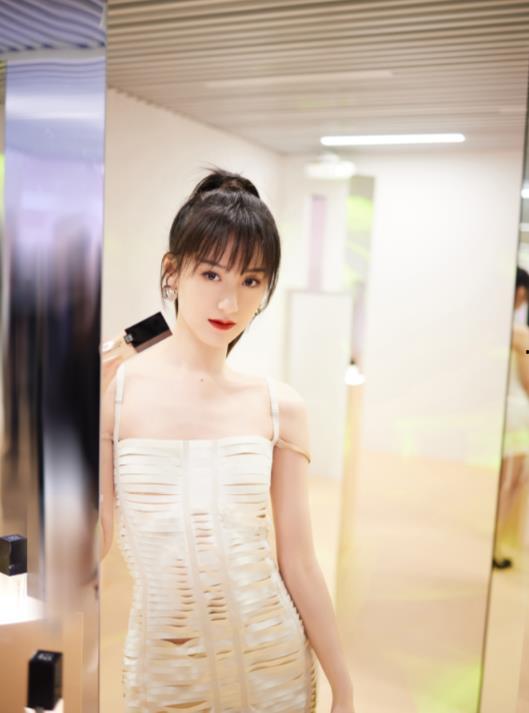 赵丽颖吃瓜大爆料,一场吃瓜大爆料的背后