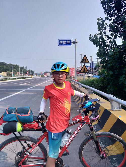 骑行吃瓜最新事件爆料,揭秘网络热议背后的真相与争议