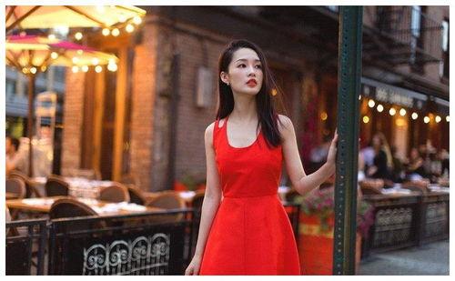 明星网红长裙,明星网红长裙演绎优雅魅力