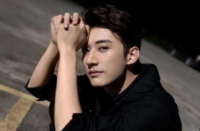 刘学义吃瓜爆料图片,揭秘娱乐圈幕后真相