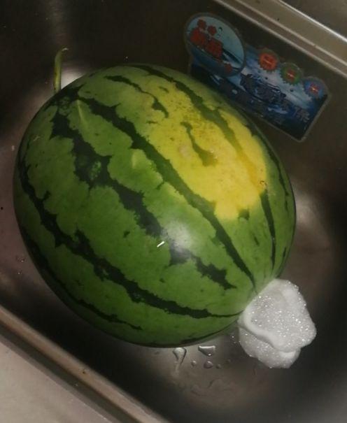 佛山吃瓜爆料是真的吗,真相揭秘，是真是假？