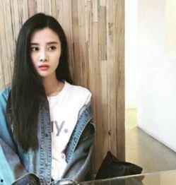 流浪明星网红,揭秘娱乐圈的边缘人生